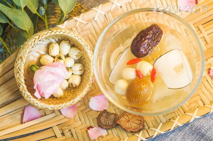 秋天吃六種食物最補(bǔ)肺 秋天吃六種食物最補(bǔ)肺